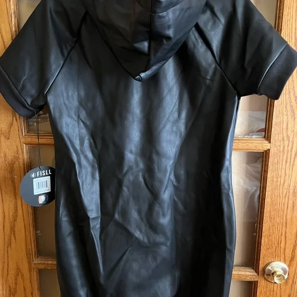 ⭐️Chicago Bulls 🏀 FISLL Black dress Size Medium ⭐️ - Picture 5 of 8